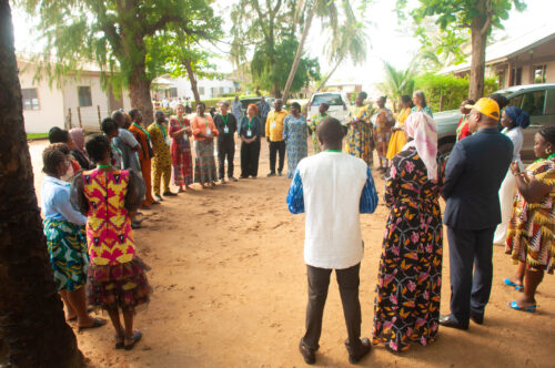 Rassemblement des participants de l'atelier d'échanges sur l'émancipation des femmes rurales en Afrique francophone