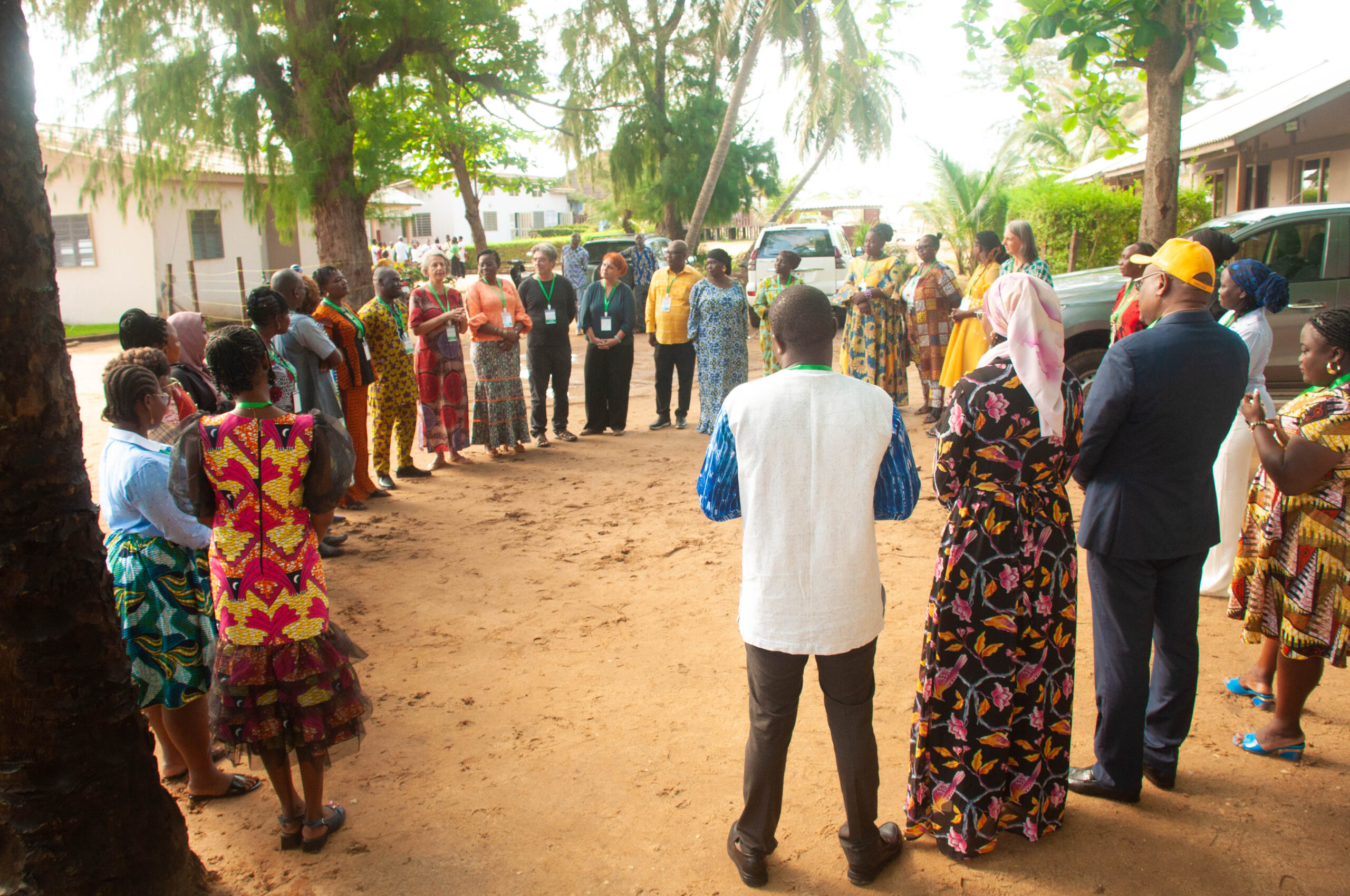 Rassemblement des participants de l'atelier d'échanges sur l'émancipation des femmes rurales en Afrique francophone