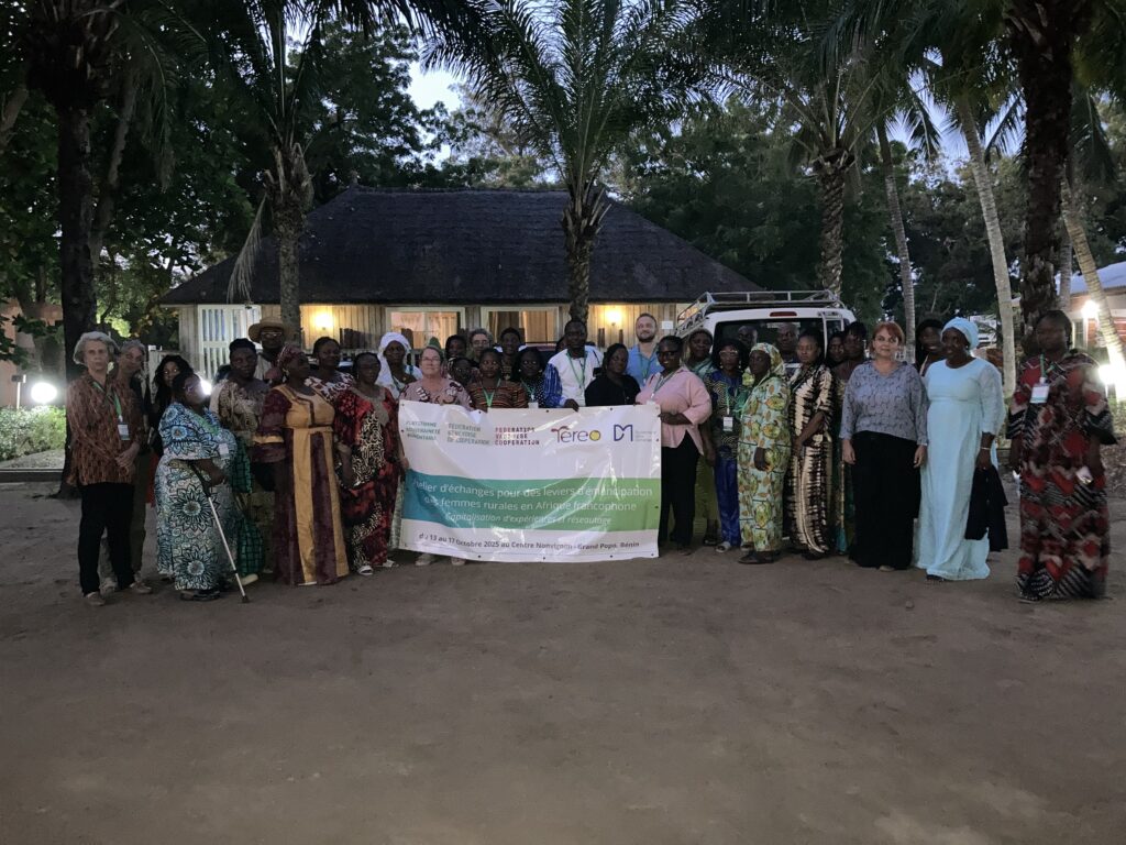 Photo de groupe de l'atelier d'échangs pour des leviers d'mancipation des femmes rurales en Afrique francophone